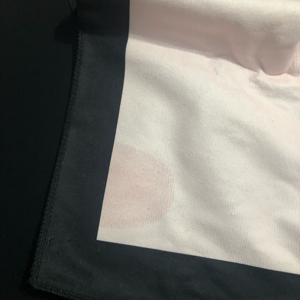 Victoria’s Secret Towel - Picture 3 of 4